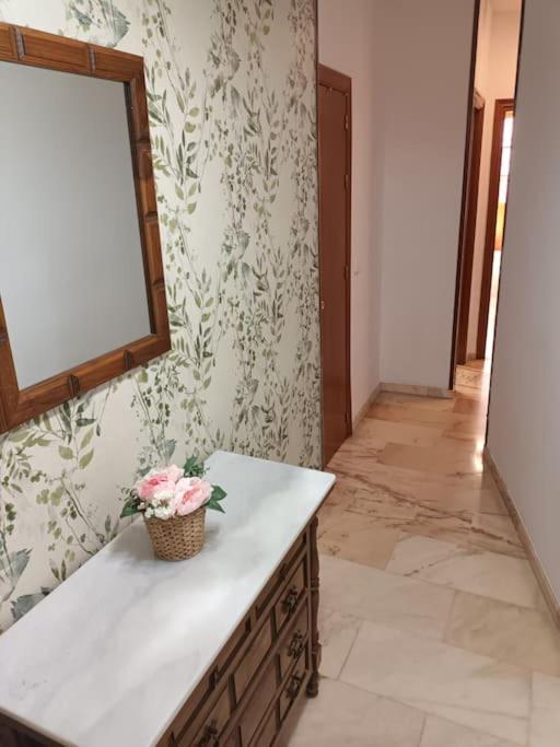 Apartamento Puerta Real Séville Extérieur photo