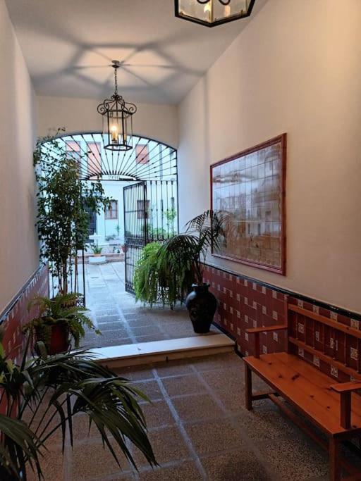 Apartamento Puerta Real Séville Extérieur photo
